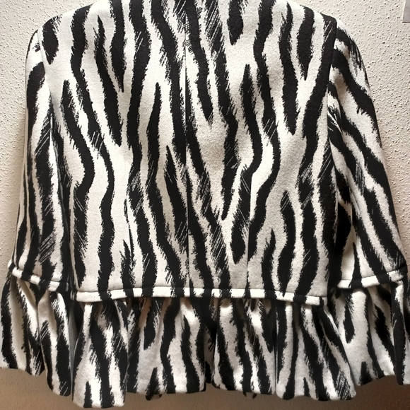 Etcetera Women's Animal Print Coat Size 4 NWOT - Picture 2 of 6